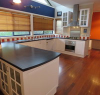 29 Church St Cowes - Large Holiday House close to shops and Beach - Accommodation VIC