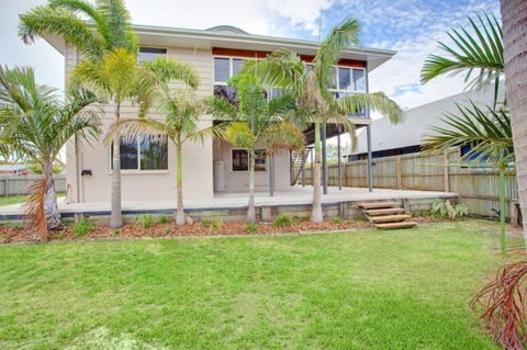 29 Cypress Avenue - Rainbow Beach, Close To The Beach With A Pool - Accommodation VIC 0