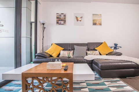 2bed2bath APT At Wolli Creek+P,  Close To Airport - Accommodation VIC 0