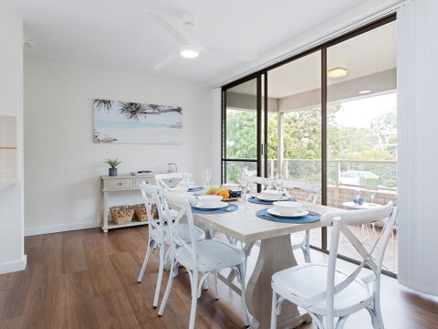 3 'Bangalee' 41 Soldiers Point Rd - Fantastic Waterfront Unit With Pool, WIFI & Chromecast - Accommodation VIC 0