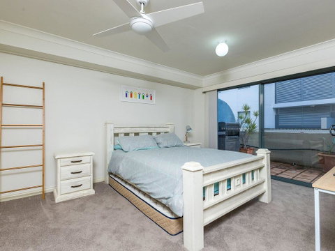 3 'Peninsula Waters', 2-4 Soldiers Point Rd - Beautiful Air Conditioned Unit With Pool, Lift & WIFI - Accommodation VIC 0