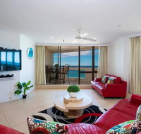 3 Bedroom Apartment - Panoramic Ocean Views - Accommodation VIC
