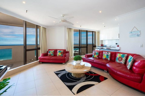 3 Bedroom Apartment - Panoramic Ocean Views - Accommodation VIC 3