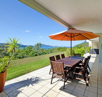 3 Bedroom Poinciana Lodge - Accommodation VIC