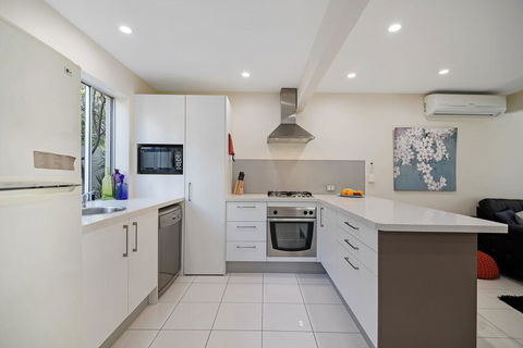 3/3 Oriole Avenue, Peregian Beach - Accommodation VIC 3