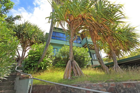 38 Pacific Terrace, Coolum Beach - Linen Supplied - Accommodation VIC 2