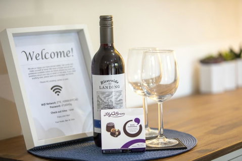 3BR Beach Escape AC, Pool, Tennis, Wine, Coffee, Netflix - Accommodation VIC 3