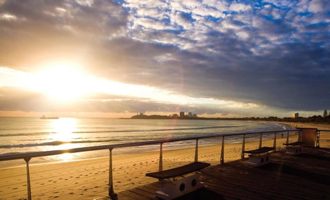 3BR Beach Escape AC, Pool, Tennis, Wine, Coffee, Netflix - Accommodation VIC 2