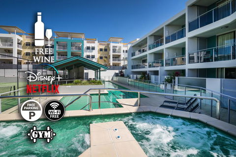 3BR Coolum Beach Escape , Courtyard, Pool, Spa, Tennis - Accommodation VIC 0