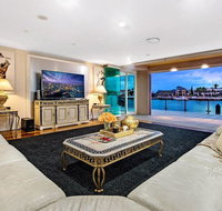 4.5 Million Dollar Surfers Paradise Dream Mansion - Accommodation VIC