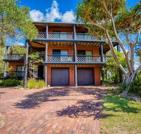 41 Carlo Circle - Rainbow Beach Huge Beach House With Room for Everyone - Accommodation VIC