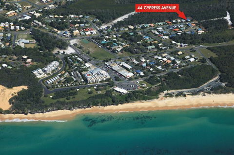 44 Cypress Avenue - Holiday Home In A Quiet Location, Close To Patrolled Beach And CBD - Accommodation VIC 3