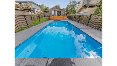 52 ON BAYVIEW - PET FRIENDLY (OUTSIDE ONLY) - Accommodation VIC 2