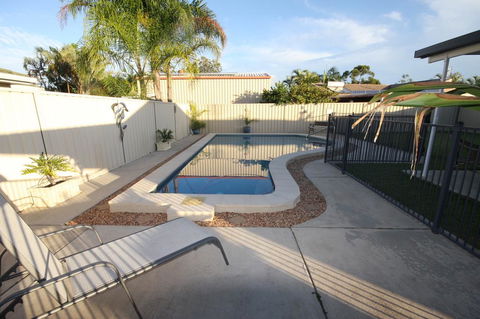 62 Tingira Close - Modern Lowset Home With Swimming Pool, Outdoor Area, Ample Parking. Pet Friendly - Accommodation VIC 0