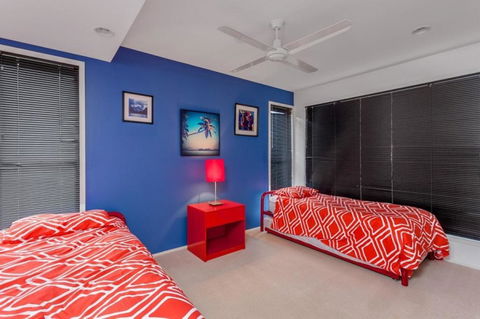 90 Cooloola Drive - Rainbow Beach, Luxury Beach House, Ocean Views - Accommodation VIC 3