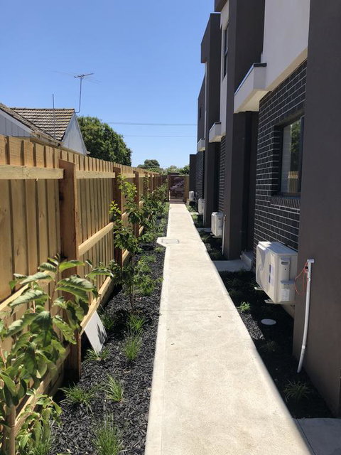 A Brand New Private Townhouse - Accommodation VIC 3