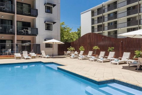 A Comfy 2BR Home, Top Location, FREE Parking - Accommodation VIC 3