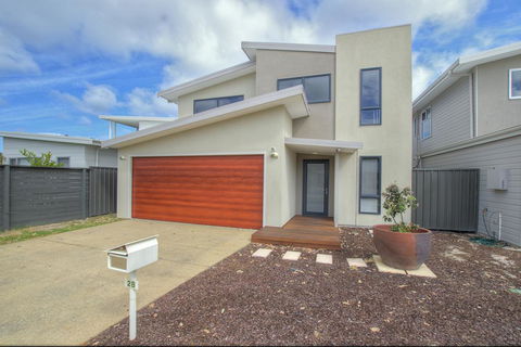 A Little Luxury In Town - Accommodation VIC 0