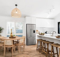 A PERFECT STAY - 3 Salty Sisters - Accommodation VIC