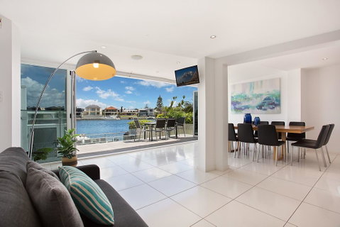 A PERFECT STAY - Casa Grande On The Water - Accommodation VIC 1