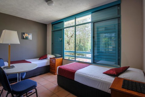 AAA Airport Albion Manor Apartments And Motel - Accommodation VIC 1