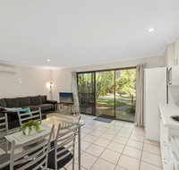 Aanuka Tropical Spa Bure - Accommodation VIC