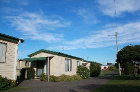 Abel Tasman Cabins Devonport - Accommodation VIC 1