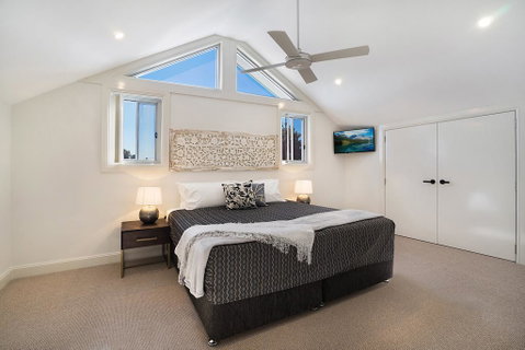 Accommodation Hunter - James Street Morpeth - Accommodation VIC 3
