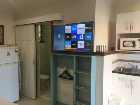Across Country Motel And Serviced Apartments - Accommodation VIC 2