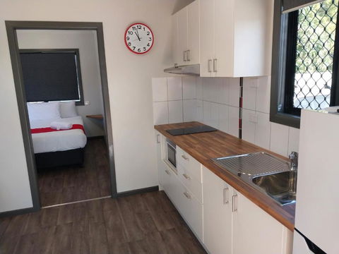Emerald Tourist Park - Accommodation VIC 4