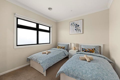 Entire Great Place Keysborough - Accommodation VIC 2
