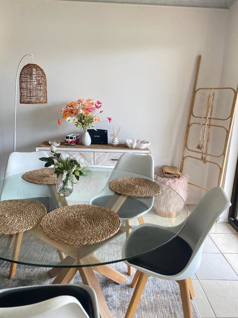 Fabulous Canal-front Unit In Mooloolaba - Accommodation VIC 4