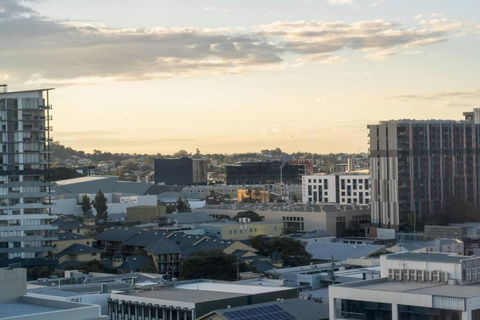 FV Peppers 2BR 2BA W Parking, Shared Spa, Gym, Pool - Accommodation VIC 4