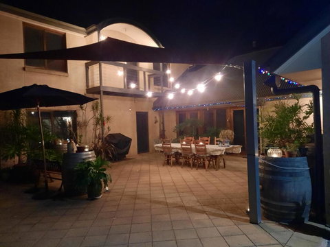 Frogmouth Hollow - Accommodation VIC 3