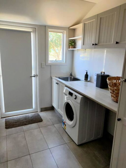 Fulham Homestead Historic Rural Large 3 Bedroom Guesthouse - Accommodation VIC 3