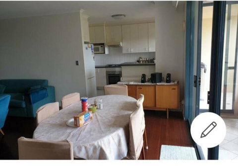 Furnished 3b/r Unit For Rent With Tennis Courts, Jaccuzi And Pool - Accommodation VIC 4