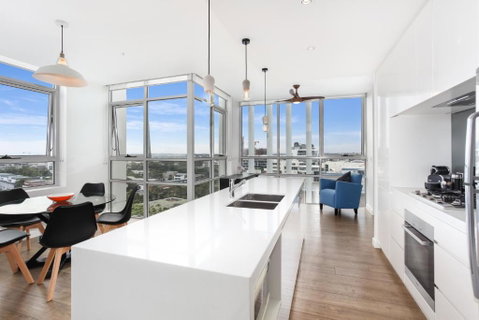 G1903S - Zetland Heights Sunset Vista - Accommodation VIC 3