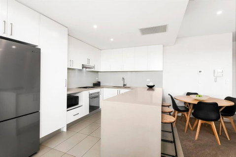 GLAD3 Gladesville Getaway Bright & Contemporary - Accommodation VIC 4