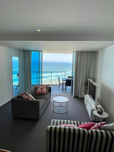 H Luxury Apartment At Surfers Paradise High Floor - Accommodation VIC 4