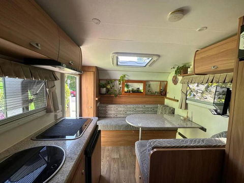 Heated Caravan With All The Trimmings - Accommodation VIC 2