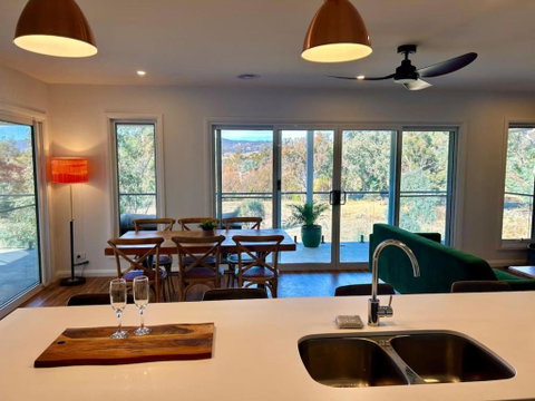 House On The Hill - Accommodation VIC 0