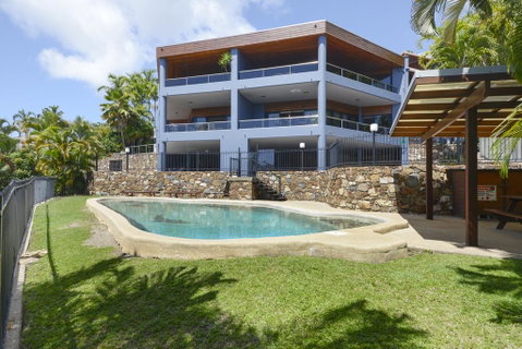 Airlie Harbour Apartment - Airlie Beach - Accommodation VIC 3