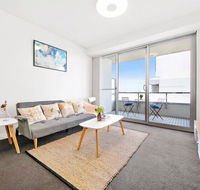 All amenities only downstairs 20 mins to CBD - Accommodation VIC