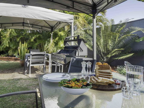 Almare Tourist Motel - Accommodation VIC 2