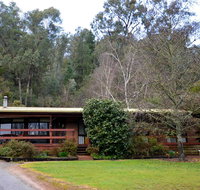 Alrima Lodge Bright - Accommodation VIC