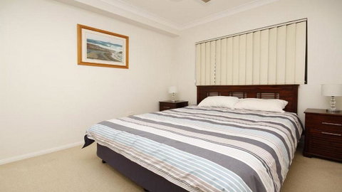 Amalfi Unit 11, - Above All Else - 50 King Street - Accommodation VIC 2