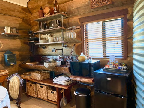 Amarina Farm Stay And Gardens - Accommodation VIC 3