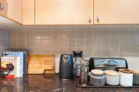 Amazing Studio With Pool In Central Sydney - Accommodation VIC 3