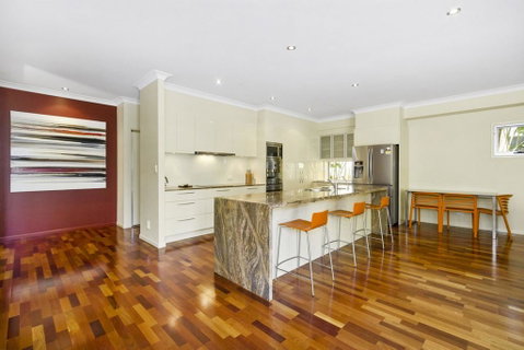 ANGOURIE HOUSE - SALT VILLAGE - Accommodation VIC 2