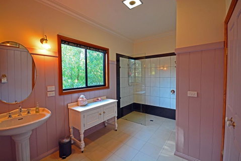 Araluen Park Cottages - Accommodation VIC 1